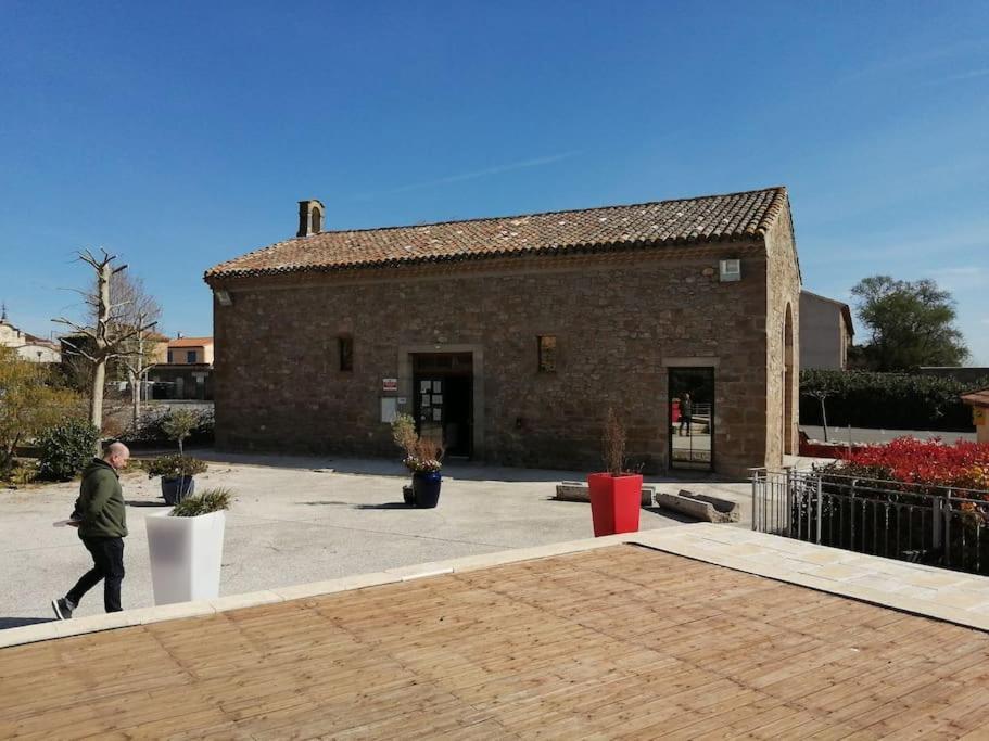 Le Soleil D Eugenie Appartement Dans Residence Avec Piscine Commune Pres De Carcassonne Olonzac Extérieur photo